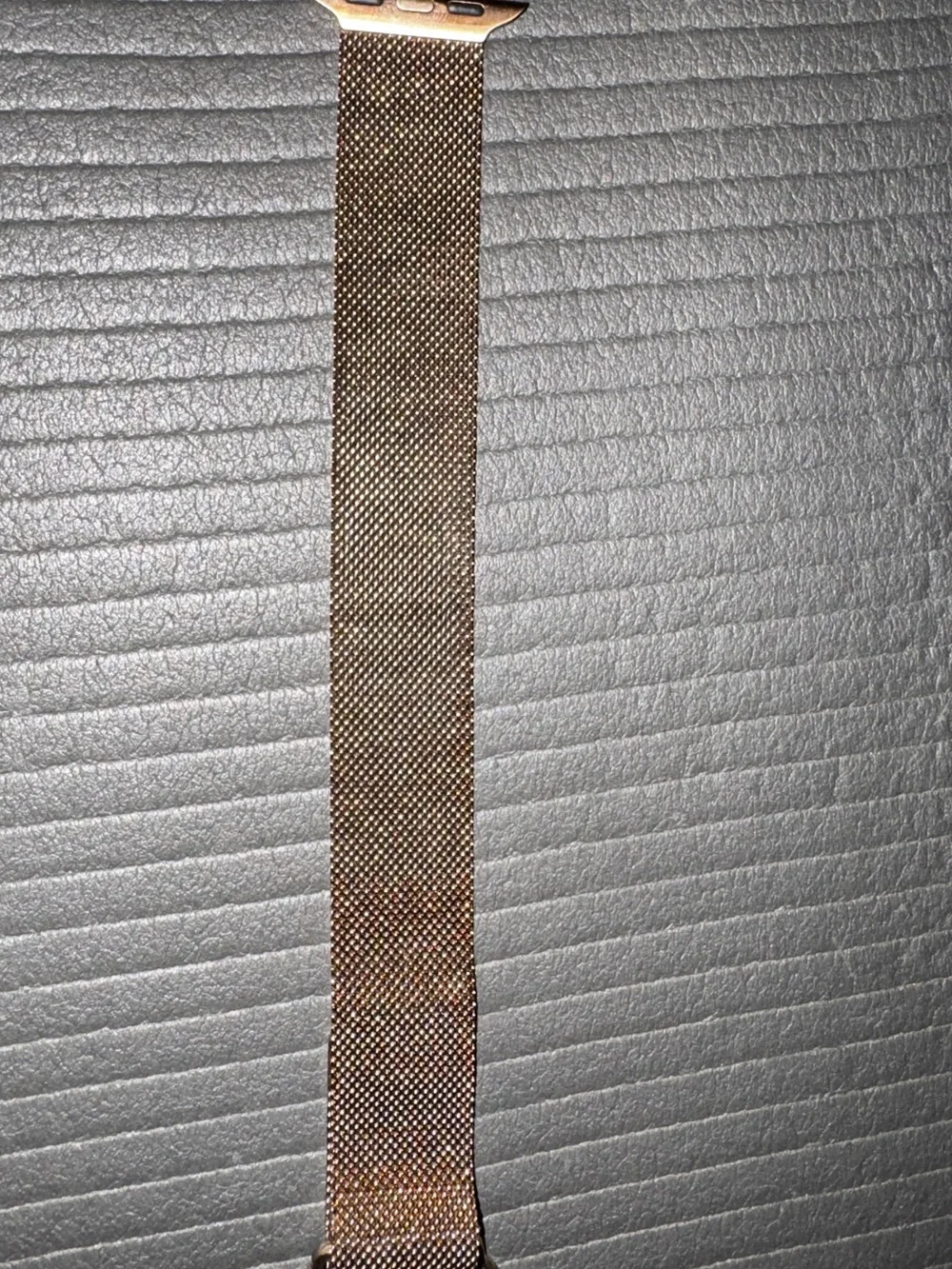 Apple rose gold